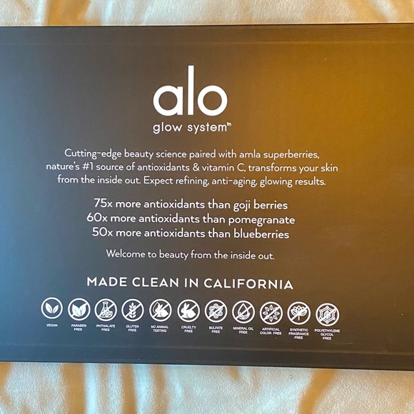 NWT, NIB ALO Glow System 7 Piece Full Size Set - Picture 3 of 6